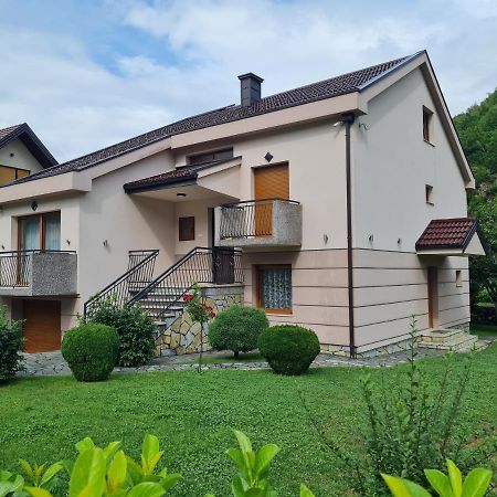 Apartmani Minjevic Bijelo Polje Esterno foto